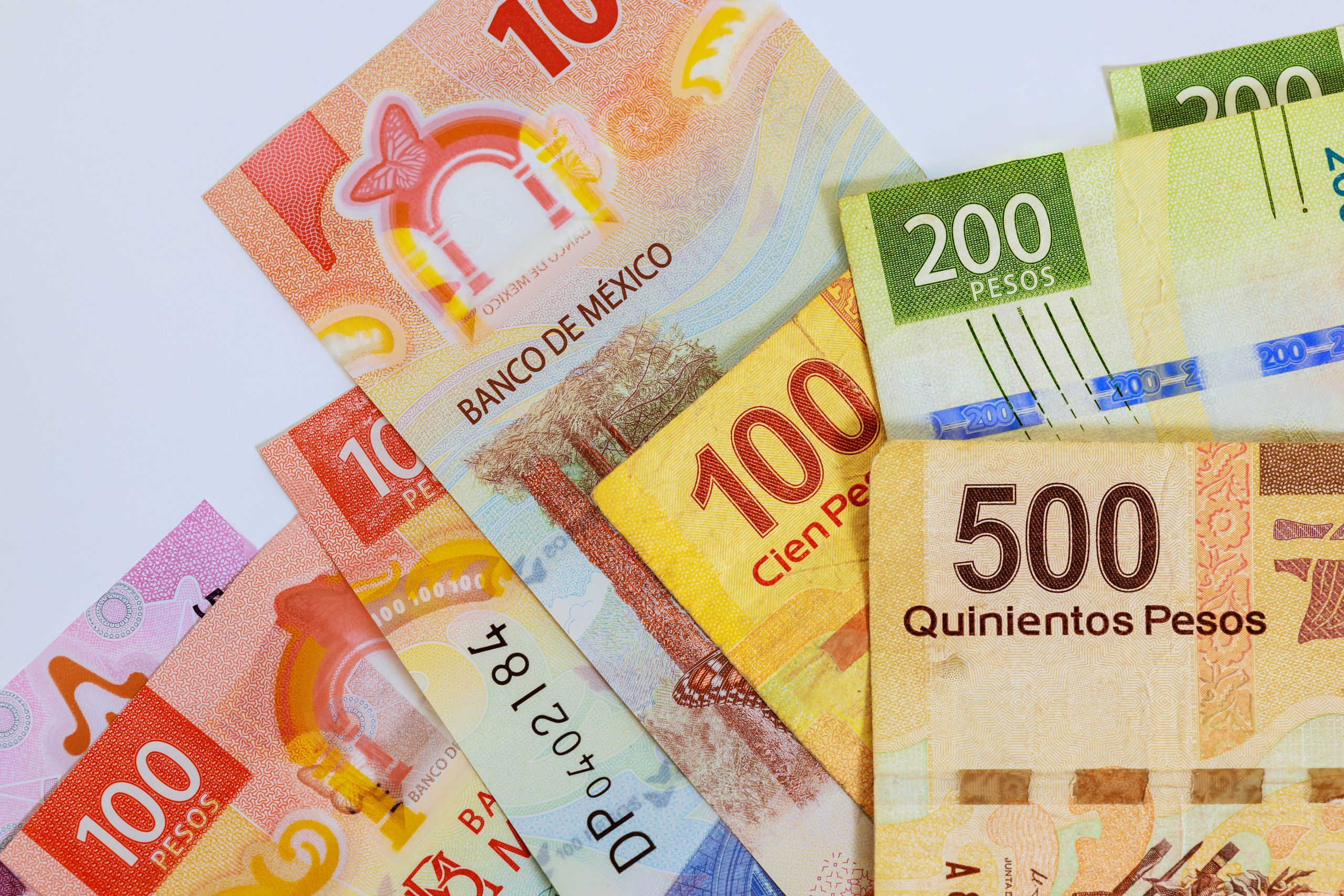 different mexican money currency 500, 200, 50, 20 pesos mxn a banknotes bills